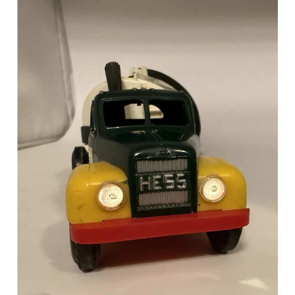 1964/65 Hess Tanker Truck,Complete in Box card, Funnel & Inserts Marx Toys